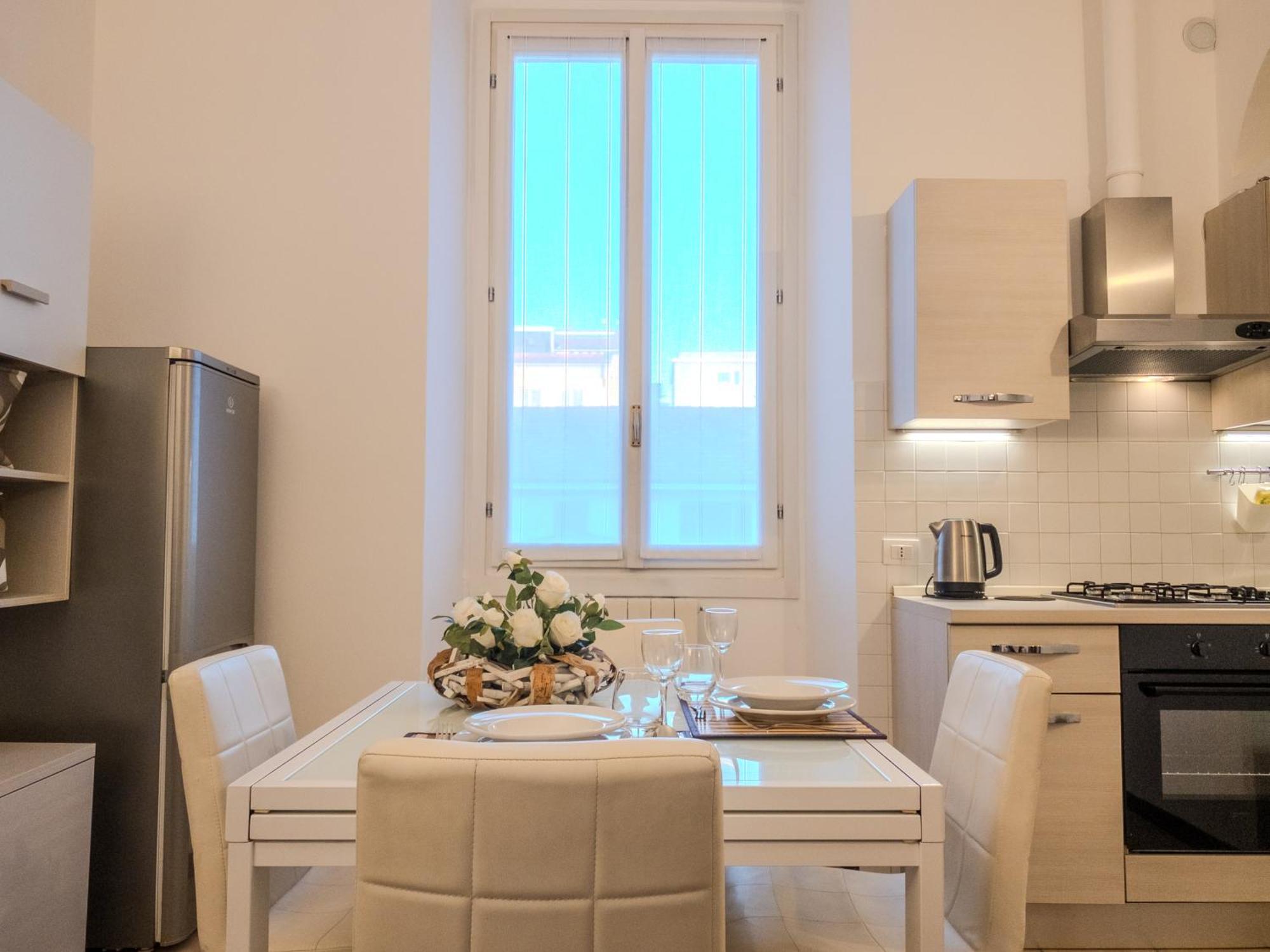 Appartement La Ringhiera Fiorita - 101 - 1 Min Centro Storico à Monza Extérieur photo